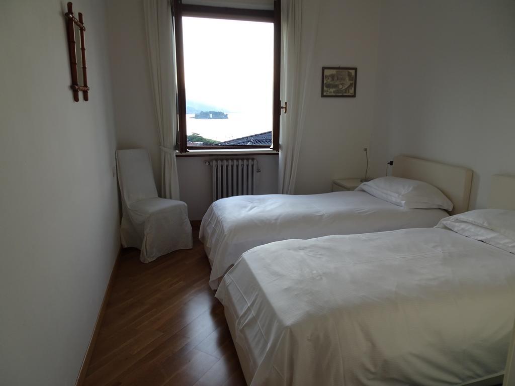 Vista Lago Stresa Quarto foto